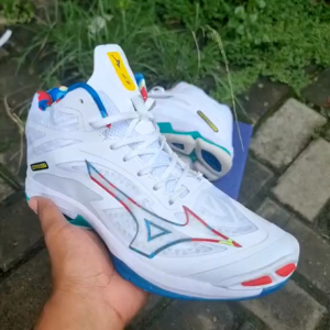 Sepatu Mizuno WLZ 7 MD Super Premium - Sepatu Voli Mizuno Wave Momentum 2 - Sepatu Volly Mizuno Pria