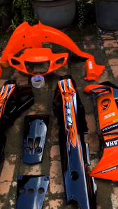 bodi fiz r petronas oren komplit kap f1zr cover bodi set fiz r petronas fullset stripping komplit lengkap murah