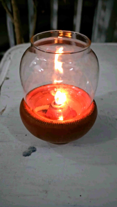 โป๊ะเเก้วตะเกียง ครอบตะเกียง ทนความร้อนได้สูง + แถมประทีปสีเหลือง 2 ชิ้น ใช้น้ำมันพืช น้ำมันหมู น้ำมันมะพร้าวเป็นเชื้อเพลิง #ตะเกียงน้ำมัน#ตะเกียง