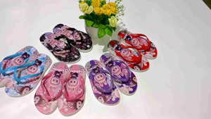 Labubu Sandal Jepit Anak-Anak Terviral Sandal Termurah\\n\\nSandal jepit anak-anak adalah sepatu ringan dan nyaman yang sangat populer di kalangan anak-anak. Dalam artikel ini, kita akan membahas tentang sandal jepit anak Labubu, keunggulannya, cara memilih sandal yang tepat, serta mengapa Anda harus memilih sandal Labubu dibandingkan merk lainnya.\\n\\n Apa Itu Sandal Jepit Anak Labubu?\\n\\nSandal jepit anak Labubu adalah sepatu yang dirancang khusus untuk anak-anak dengan fokus pada kenyamanan dan kepraktisan. Dengan desain yang menarik dan bahan berkualitas tinggi, sandal Labubu menjadi pilihan terbaik bagi orang tua yang mencari sandal termurah untuk anak mereka.\\n\\n Keunggulan Sandal Jepit Anak Labubu\\n\\nSandal jepit anak Labubu memiliki beberapa keunggulan yang membuatnya menjadi pilihan terbaik:\\n\\n* Kualitas terbaik dengan harga terjangkau\\n* Bahan berkualitas tinggi yang tahan lama\\n* Desain menarik dan beragam\\n* Ukuran yang sesuai untuk anak-anak\\n\\n Kepraktisan Sandal Jepit Anak Labubu\\n\\nSandal jepit anak Labubu sangat mudah digunakan dan tidak memerlukan waktu lama untuk memasang atau melepasnya. Hal ini membuat sandal Labubu menjadi pilihan tepat bagi anak-anak yang aktif dan suka bermain di luar rumah.\\n\\n Mengapa Memilih Sandal Jepit Anak Labubu?\\n\\nAda beberapa alasan mengapa Anda harus memilih sandal jepit anak Labubu dibandingkan merk lainnya:\\n\\n Kualitas Sandal Jepit Anak Labubu\\n\\nSandal Labubu dibuat dari bahan berkualitas tinggi yang dirancang untuk memberikan kenyamanan maksimal kepada anak-anak. Dengan kualitas yang baik, sandal Labubu dapat bertahan lama dan tidak mudah rusak.\\n\\n Keawetan Sandal Jepit Anak Labubu\\n\\nSandal Labubu sangat tahan lama dan dapat bertahan selama berbulan-bulan bahkan bertahun-tahun. Hal ini membuat sandal Labubu menjadi pilihan terbaik bagi orang tua yang mencari sandal termurah untuk anak mereka.\\n\\n Bagaimana Cara Memilih Sandal Jepit Anak yang Tepat?\\n\\nMemilih sandal jepit anak yang tepat bukanlah hal yang mudah. Berikut beberapa pertimbangan yang perlu Anda perhatikan:\\n\\n Pertimbangan Ukuran & Desain\\n\\nPastikan Anda memilih ukuran yang sesuai dengan kaki anak Anda. Selain itu, pilih desain yang menarik dan sesuai dengan kepribadian anak Anda.\\n\\n Mengenali Bahan & Kualitas\\n\\nPilih sandal jepit anak yang terbuat dari bahan berkualitas tinggi dan tahan lama. Hal ini akan memberikan kenyamanan maksimal kepada anak-anak dan membuat sandal bertahan lebih lama.\\n\\n Kelebihan Sandal Jepit Anak Labubu Dibandingkan dengan Merk Lain\\n\\nAda beberapa kelebihan yang membuat sandal jepit anak Labubu menjadi pilihan terbaik dibandingkan merk lainnya:\\n\\n Harga Terjangkau & Kualitas Terbaik\\n\\nSandal Labubu menawarkan harga terjangkau dengan kualitas terbaik. Hal ini membuat sandal Labubu menjadi pilihan terbaik bagi orang tua yang mencari sandal termurah untuk anak mereka.\\n\\n Pilihan Model & Warna yang Beragam\\n\\nSandal Labubu menawarkan berbagai model dan warna yang dapat dipilih sesuai dengan keinginan anak-anak. Hal ini membuat sandal Labubu menjadi pilihan terbaik bagi orang tua yang mencari sandal jepit anak-anak terjangkau.\\n\\nDengan semua keunggulan yang dimiliki, sandal jepit anak Labubu menjadi pilihan terbaik bagi orang tua yang mencari sandal termurah untuk anak mereka. Jadi, tunggu apa lagi? Segera dapatkan sandal jepit anak Labubu sekarang juga!\n}