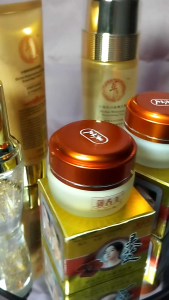 Perawatan Dark Spot Yu Chun Mei Gold Series Wild Ganoderma