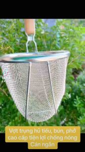 Vợt trụng hủ tiếu bún phở cán dài Cao Cấp tiện lợi chống nóng - gia dụng NARI