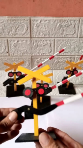 Palang pintu kereta api miniatur sepasang (2pcs)