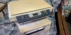 Affordable Kyocera KM-1500 Color Photo Copier Issue Needs Toner / As Is