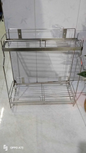 [HCM]Kệ gia vị cầu thang đứng 2 tầng inox La