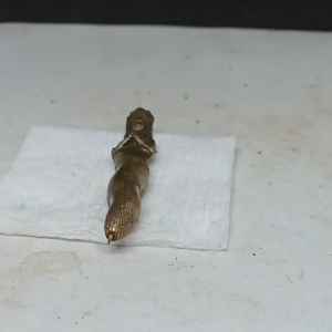 besi kuning r4tu bl0r0ng