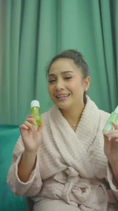 DEODORANT SRAY HERBAL SR12 BPOM AMPUH ATASI BAU BADAN  SEJARIAN/DEODORAN TAWAS