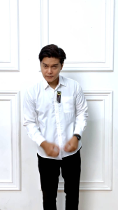 Kemeja Pria Putih Polos Lengan Panjang: Pilihan Tepat untuk Kemeja Kantor Formal