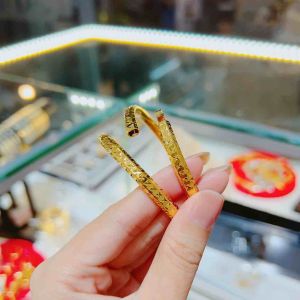 Vòng tay chạm Sáng mới hoạ tiết kim cương mạ vàng khắc ký hiệu Kami trang sức sỉ