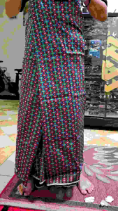 SARUNG TENUN SUTRA SAMARINDA MEGA SURYA M740 DOUBLE SUTRA EXCLUSIVE FULL SUTRA SYINTETIS 100% LIMITED EDITION SEKELAS BHS MASTERPIECE BHS SIGNATURE BHS ROYAL GOLD SGE SGF SIF SIN SID SGA SGC SSG MPM SGT