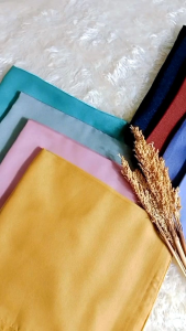 ELZATTA KEISHA SHABIA KERUDUNG HIJAB JILBAB SEGIEMPAT HIJAB SEGI EMPAT MOTIF TERBARU BAHAN GLITER ELZATTA KERUDUNG ELZATTA