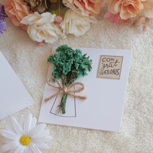 การ์ดดอกไม้แห้ง 🎁ของขวัญปีใหม่ ปัจฉิมขนาด9×9cmสุดน่ารักแพคในถุงแก้วใสก