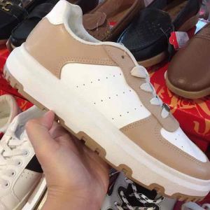 Triset Sneakers Wanita: Desain Trendy & Nyaman