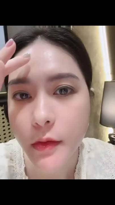 [Hàng Chính Hãng Công Ty 100%] Kem chống nắng hanayuki sunscreen face nâng tone nhẹ tuýp 50g. Kem chống nắng mặt đoàn di băng. Kem chống nắng nâng tone da mặt.