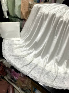 Mukena sutra silk premium / mukena renda cantik/mukena khusus putih/ mukena dewasa