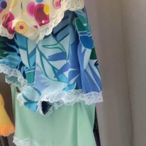 CELANA DALAM WANITA LUSINAN KEKINIAN