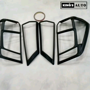 Cover Garnish Lampu Belakang Toyota Calya 2016 - 2018 Hitam Doff