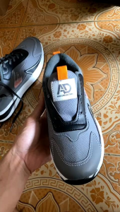 Sepatu Sneaker Pria Xyrun Sporty Mesh Mesh Santai Abu-Abu