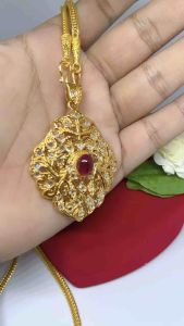 เปลี่ยนแปลงจี้เพรชซีกแท้ หัวพลอยแดงชมพู พร้อมสร้อยคอยาว 24นิ้ว 1บาท