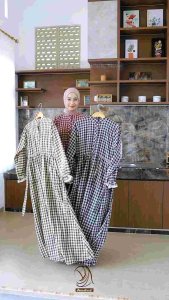 ABIA DRES - GAMIS KEKINIAN KATUN HARUKA KOTAK KOTAK LENGAN LONCENG RENDA BY ANNAIRA.ID