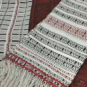 Songket Pucca Kombinasi Tenun Toba: Desain Unik & Elegan