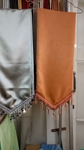 TAPLAK MEJA TAMU TAPLAK MEJA KACA KAYU REMPEL MEJA HIAS CANTIK TEPLAK MEJA TER BARU TAPLAK MEJA TABLE RUNER 35 X125.TAPLAK MEJA EMBOS POLOS DOFF GLOSY TAPLAK PREMIUM