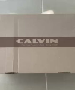 รองเท้าผ้าใบหุ้มส้นสีดำ