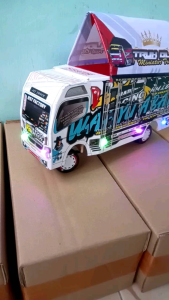 TRUK OLENG WAHYU ABADI BIRU DAN PUTIH TERLARIS TRUK OLENG KAYU TRUK OLENG REMOT CONTROL TRUK OLENG TERLARIS TRUK OLENG