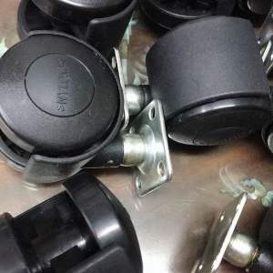 Combo 3 bộ 12 c  bánh xe của hàn quốc ( bánh bằng nhựa  cao cấp )