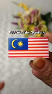 LENCANA JALUR GEMILANG MAGNET| TAG MAGNET BENDERA MALAYSIA |PELAJAR SIZE 5cm x 2.5cm| BENDERA MALAYSIA MATERIAL UV GLOSSY COATING Office Stationery