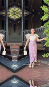 เซต2ชิ้น เสื้อแขน+ผ้าถุงแวกหน้า (เข็มกลัดดอกไม้) #รุ่นแขนปีกนก งานใหม่