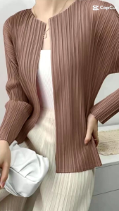 TM 24450 Cardigan Davera pleats import