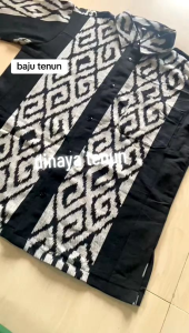 Baju Tenun Couple & Gamis Tenun: Desain Klasik dan Elegan\\n\\n Pakaian Tenun Tradisional\\n\\n Mengenal Baju Tenun Couple\\n\\nBaju tenun couple adalah pilihan yang sempurna bagi pasangan yang ingin tampil serasi dalam acara formal atau tidak formal. Desain klasik dan elegan yang ditawarkan oleh baju tenun couple menjadikan pakaian ini sebagai pilihan yang ideal untuk berbagai acara.\\n\\n Keindahan Pakaian Tenun Tradisional\\n\\nPakaian tenun tradisional adalah warisan budaya yang telah ada sejak lama. Dengan desain yang indah dan detail yang rumit, pakaian tenun tradisional menunjukkan keindahan dan kekayaan budaya suatu daerah. Baju tenun couple dan gamis tenun kemeja adalah contoh pakaian tenun tradisional yang sangat populer.\\n\\n Memilih Baju Tenun untuk Acara Formal\\n\\nJika Anda mencari pakaian tenun tradisional untuk acara formal, baju tenun couple dan gamis tenun kemeja adalah pilihan yang tepat. Desain klasik dan elegan membuat pakaian ini cocok untuk berbagai acara formal, seperti pernikahan, resepsi, atau acara penting lainnya.\\n\\n Desain Klasik dan Elegan\\n\\n Bagaimana Menyelaraskan Gamis Tenun Kemeja dengan Desain Klasik\\n\\nUntuk menyelaraskan gamis tenun kemeja dengan desain klasik, Anda dapat memilih warna dan motif yang cocok dengan acara yang akan dihadiri. Misalnya, jika Anda menghadiri acara pernikahan, Anda dapat memilih warna soft seperti putih, krem, atau pastel untuk menunjukkan kesopanan dan keindahan.\\n\\n Inspirasi Desain Klasik untuk Baju Tenun\\n\\nBerikut ini beberapa inspirasi desain klasik untuk baju tenun:\\n\\n- Desain klasik dengan detail bordir yang rumit\\n- Desain klasik dengan warna-warna soft dan lembut\\n- Desain klasik dengan kombinasi warna yang kontras\\n\\n Mengaplikasikan Sentuhan Elegan pada Baju Tenun\\n\\nUntuk memberikan sentuhan elegan pada baju tenun, Anda dapat menambahkan aksesoris seperti kalung, gelang, atau anting. Anda juga dapat memilih sepatu yang sesuai dengan acara yang akan dihadiri.\\n\\n Tips dan Trik\\n\\n Cara Mengenakan Baju Tenun Couple dengan Tepat\\n\\nBerikut ini beberapa tips untuk mengenakan baju tenun couple dengan tepat:\\n\\n- Pilih ukuran yang sesuai dengan tubuh Anda\\n- Padukan dengan aksesoris yang sesuai\\n- Jangan lupa untuk merawat baju tenun dengan baik\\n\\n Menjaga Kualitas Baju Tenun\\n\\nUntuk menjaga kualitas baju tenun, Anda dapat melakukan beberapa hal berikut:\\n\\n- Jangan mencuci baju tenun terlalu sering\\n- Gunakan deterjen yang lembut\\n- Jemur baju tenun di tempat yang teduh dan tidak langsung terkena sinar matahari\\n\\n Mencocokkan Aksesoris dengan Baju Tenun\\n\\nBerikut ini beberapa tips untuk mencocokkan aksesoris dengan baju tenun:\\n\\n- Pilih aksesoris yang sesuai dengan warna dan motif baju tenun\\n- Hindari penggunaan aksesoris yang terlalu berlebihan\\n- Pilih aksesoris yang sesuai dengan acara yang akan dihadiri\n}