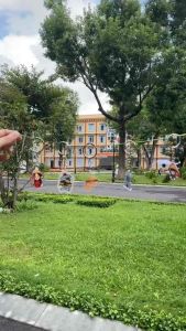 Móc khoá chủ đề "Việt Nam trong tôi" nhiều mẫu đa dạng thể hiện tình yêu nước dồi dào.