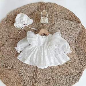 (3-12kg) Body Váy Ren Trắng Tay Dài NHÍM XÙ KIDS Cho Bé Gái Sơ Sinh Đầy Tháng Thôi Nôi B139