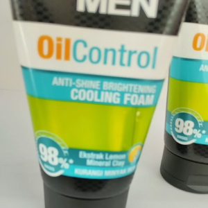 Garnier Men Oil Control Anti-Shine Brightening Cooling Foam 100ml