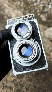 กล้องฟิล์ม Ricohflex Model VI Anastigmat 80mm f3.5 Twin Lens Reflex 120 (Medium Format) 6x6