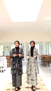 MADAM LUCIA BLACK - SETELAN TENUN - KEMEJA TENUN