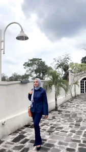 KEMEJA WANITA KEMEJA BASIC KATUN KEMEJA ATASAN KEKINIAN