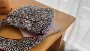 กระเป๋า Crossbody ด้นมือ** | มีหลายลาย