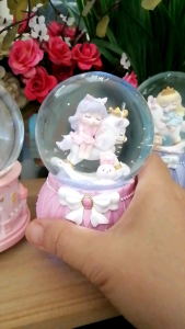 Kotak Musik Unicorn & Snowball Musik: Kado Romantis & Tema Princess