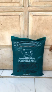 Pupuk Daun Mas Kandang: Cara Meningkatkan Pertumbuhan Tanaman