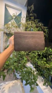 Clutch 2hand da v.o.i phong thuỷ nhà GHI NO khoá số của Ý -T381