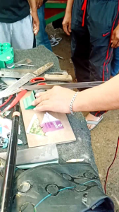 PanHasa ng kutsilyo at gunting