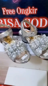 Sandal Anak Perempuan Hak Tali L Motif Anggur AA02