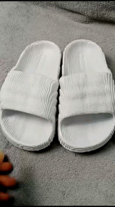 Sandal Selop Anak Dewasa: Pilihan Nyaman & Tahan Air