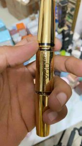 You dual dramatic mascara