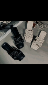 Sandal teplek silang trendy new Arival terbaru