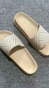 sandal slip on wanita murah/sandal terbaru heels flat wanita ringan