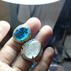 Batu cincin blue topaz pecah seribu dan kecubung es harga termurah siap pakai